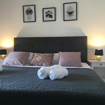 Paolo Apartment, Parking, Terrace, Netflix Apartman Zára