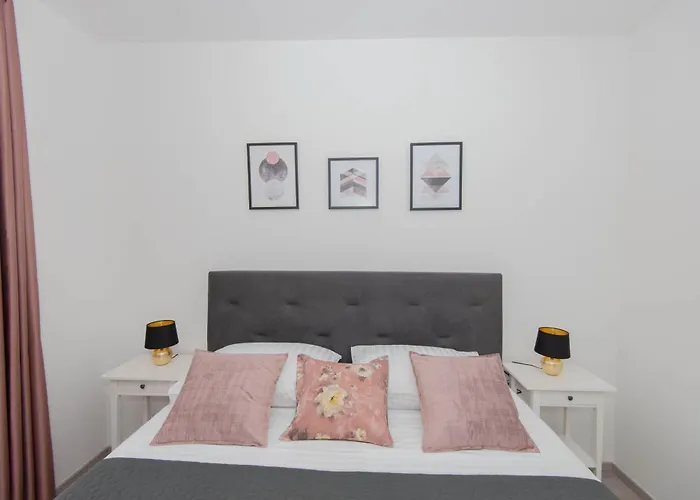 דירה Paolo Apartment, Parking, Terrace, Netflix *